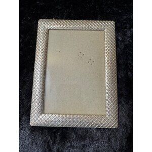 Silver Textured Diamond Pattern Tabletop Picture Frame 5"x7" Rectangular Stand